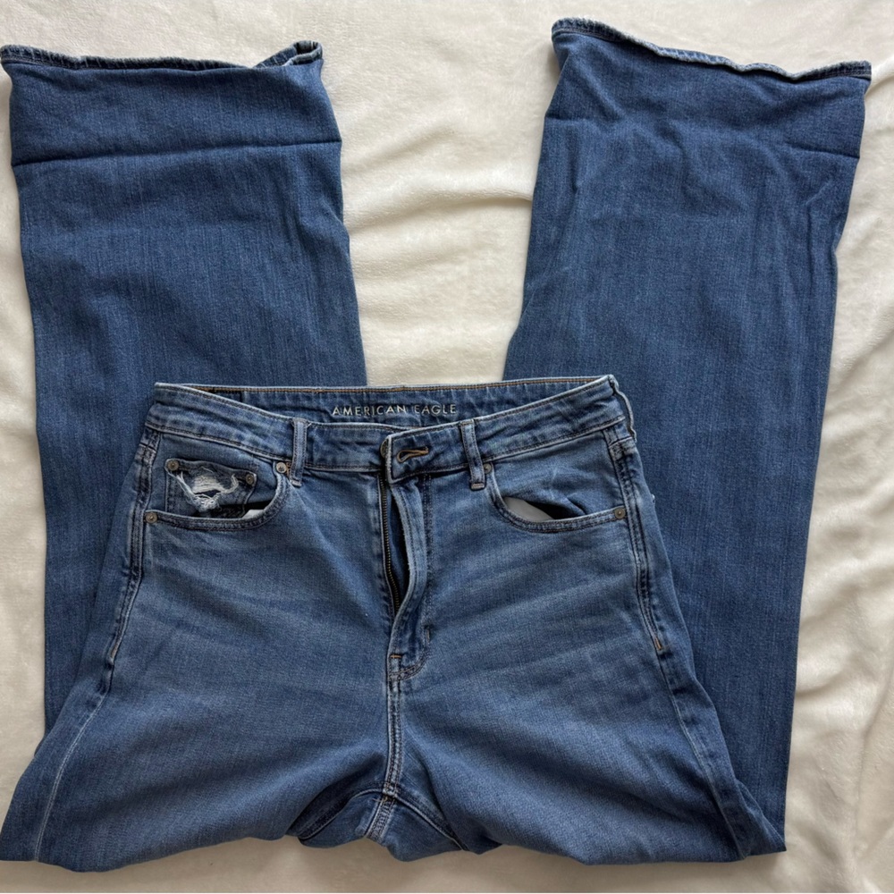 American Eagle Super High Rise Jeans